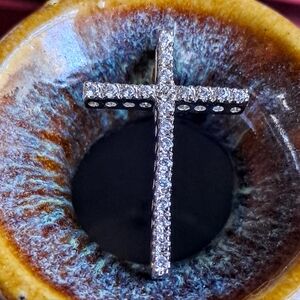 NWOT Gorgeous Classic Sterl.Pavé Set Cross Pendant/Hidden Bail